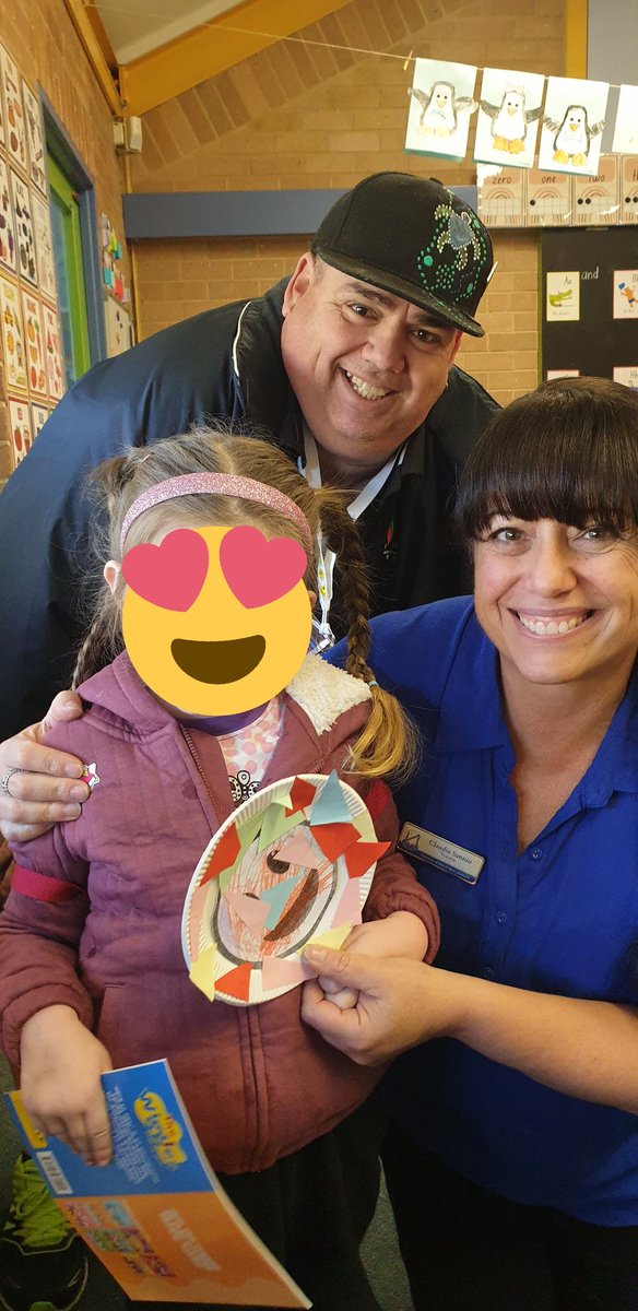 So thankful to work with this special volunteer! We love our Kinder Transition Kids <a href="/ThomasAcresPS/">ThomasAcresPS</a> !!😊❤👏