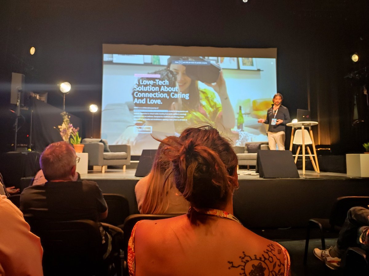 Anabanania's tweet photo. Ultimately, @ImbueVr is all about caring, learning, and exploring, all thanks to #VR! 🥰

#web2day #microW2D https://t.co/hexHAW1Vuo