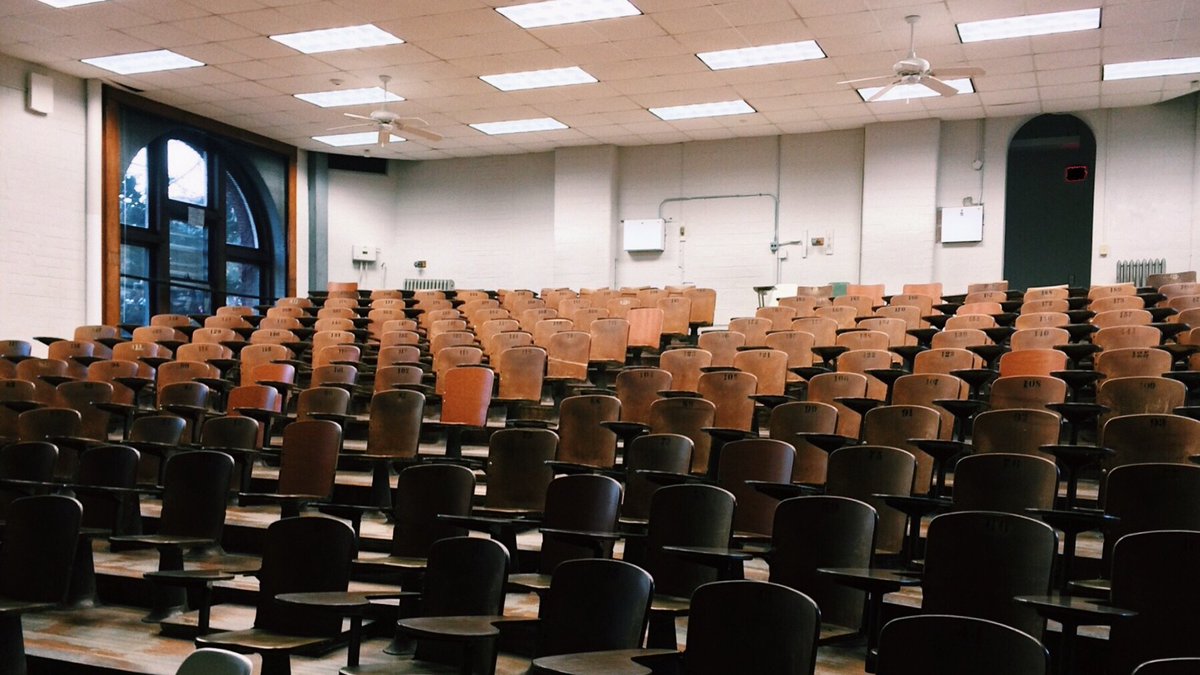 Pubblicato il bando “SAPERI PER LA LEGALITÀ: GIOVANNI FALCONE” che istituisce dodici premi intitolati alla memoria di Giovanni #Falcone per tesi di laurea magistrale, di dottorato e di diploma accademico di II livello AFAM.
Dettagli 👉fondazionefalcone.org/fatti/pubblica…