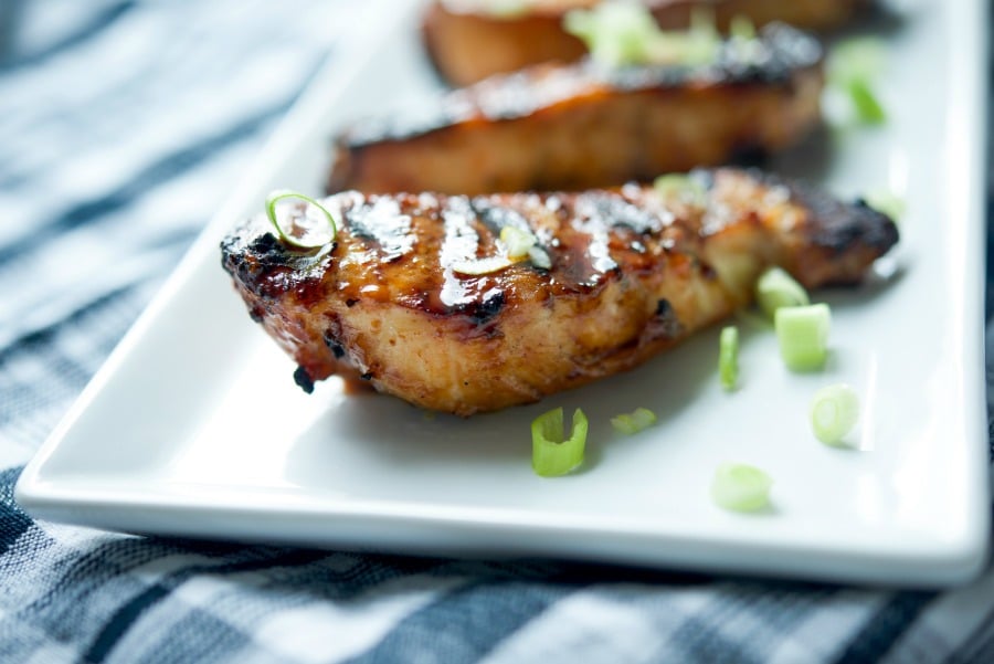 CarriesExpKtchn's tweet image. Grilled General Tso Chicken Strips
Recipe: carriesexperimentalkitchen.com/grilled-genera… 
#grilledchicken #grilling #generaltsochicken