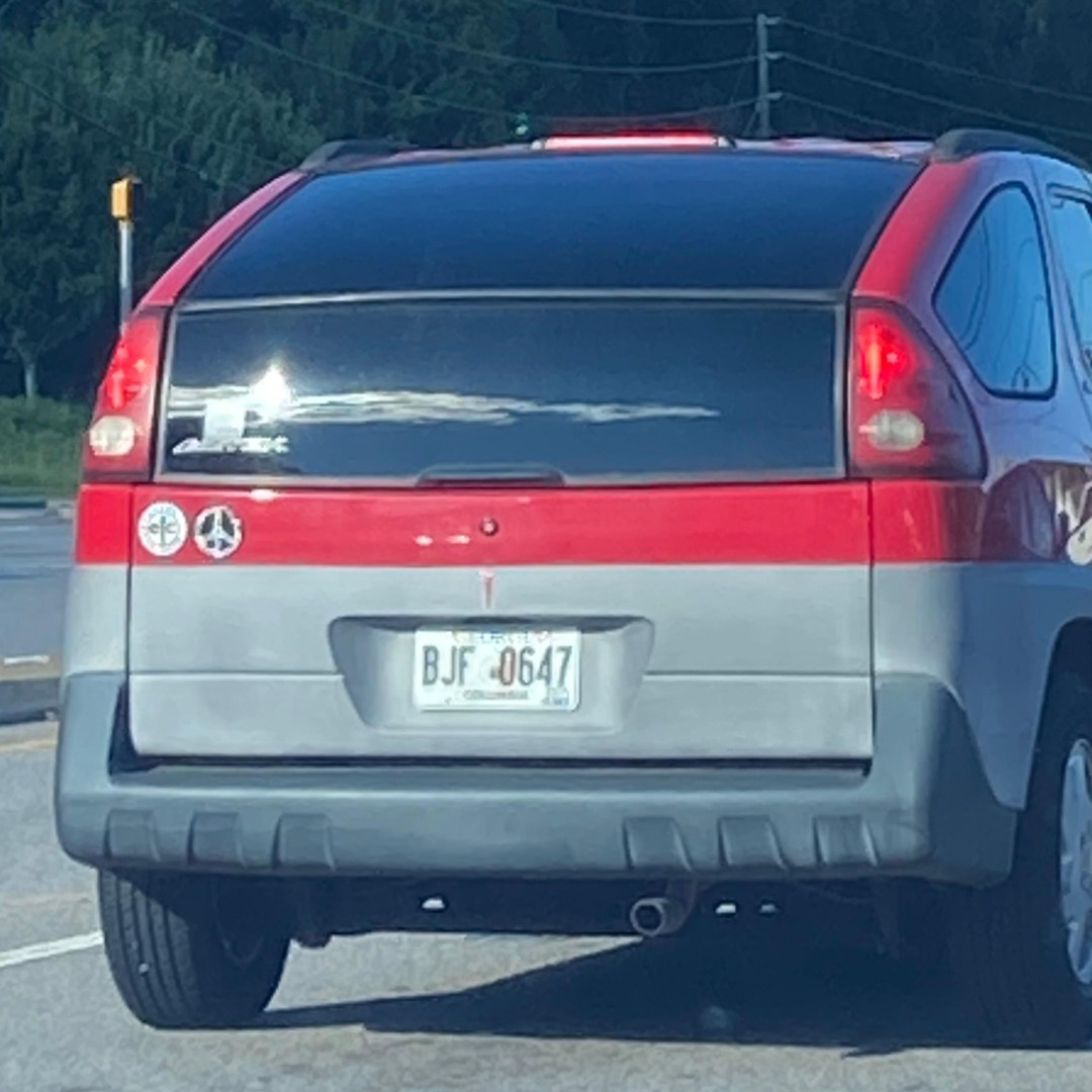 Congratulations to this week's #BumperStickerWinner! Come to the front desk to claim your 💵 $100 prize!

*must claim prize within one week, expires on 06/10/2022*

#EFCItstartshere #EFCGetFit2022 #BumperStickerContest