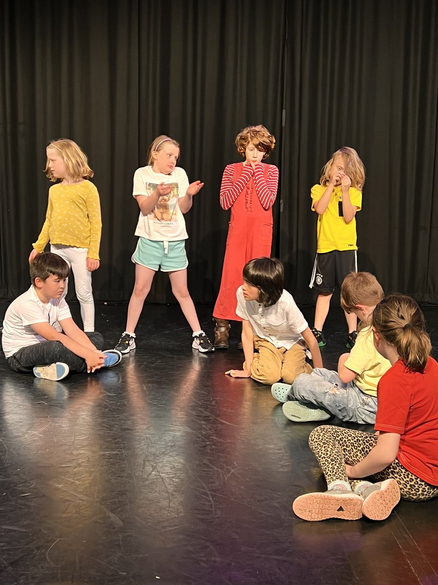 C_Tomlinson's tweet photo. Show time @LivEveryPlay #dramaweek https://t.co/b9tkIGTe0j