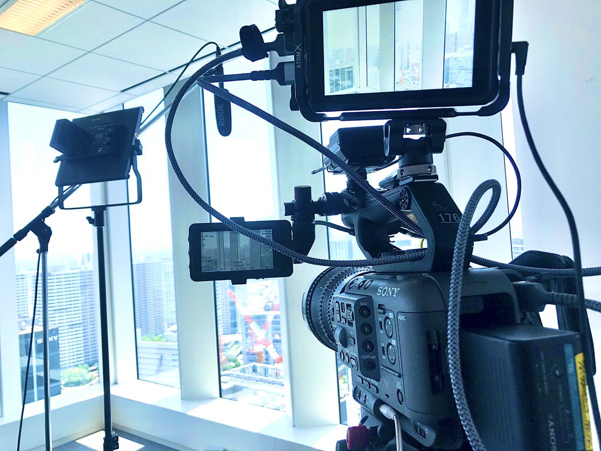 本日は横浜近郊でインタビュー撮影でした！
眺めが最高過ぎた。
明日も引き続き横浜！