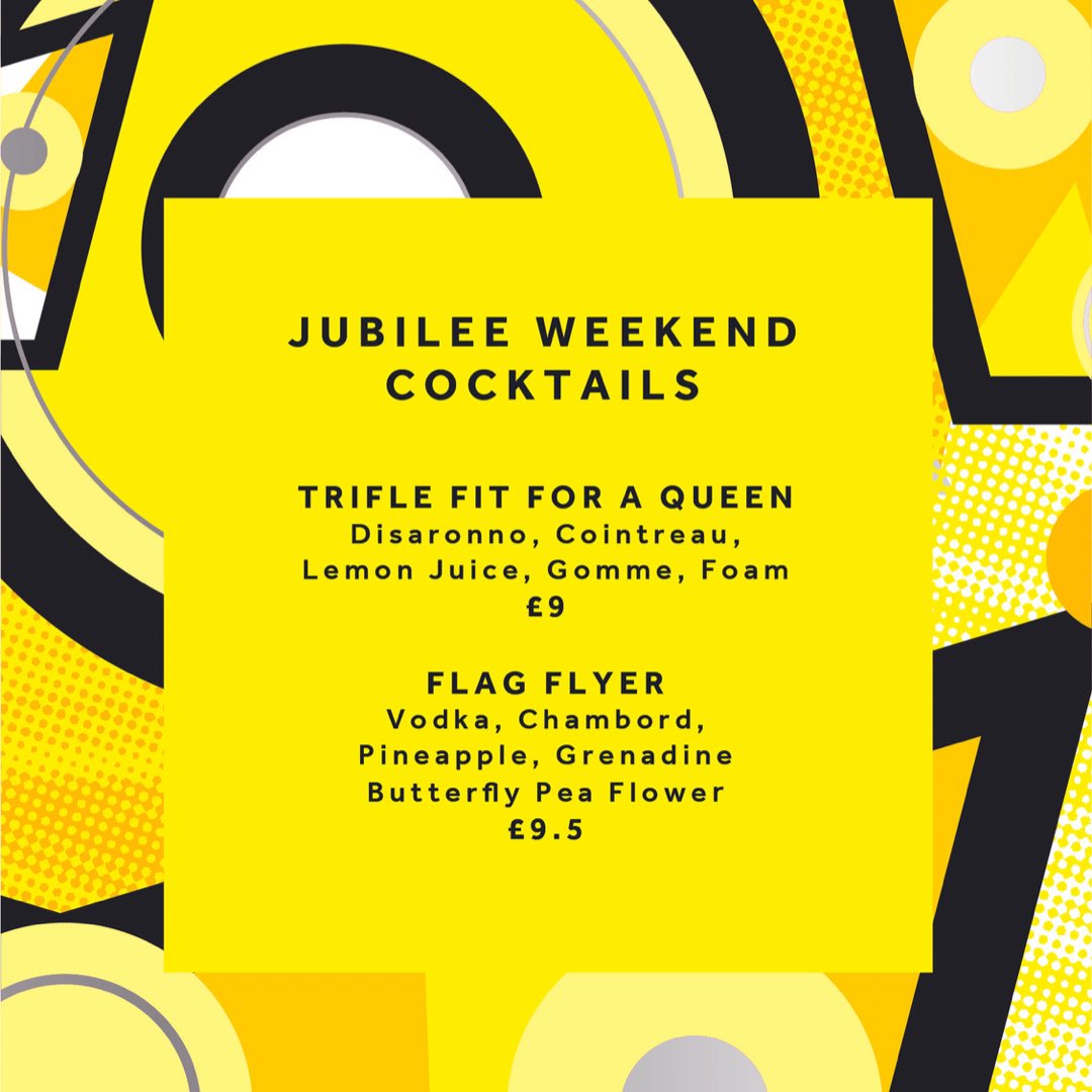 Jubilee Weekend Cocktails?🍸 
Take a trip upstairs this evening 👀