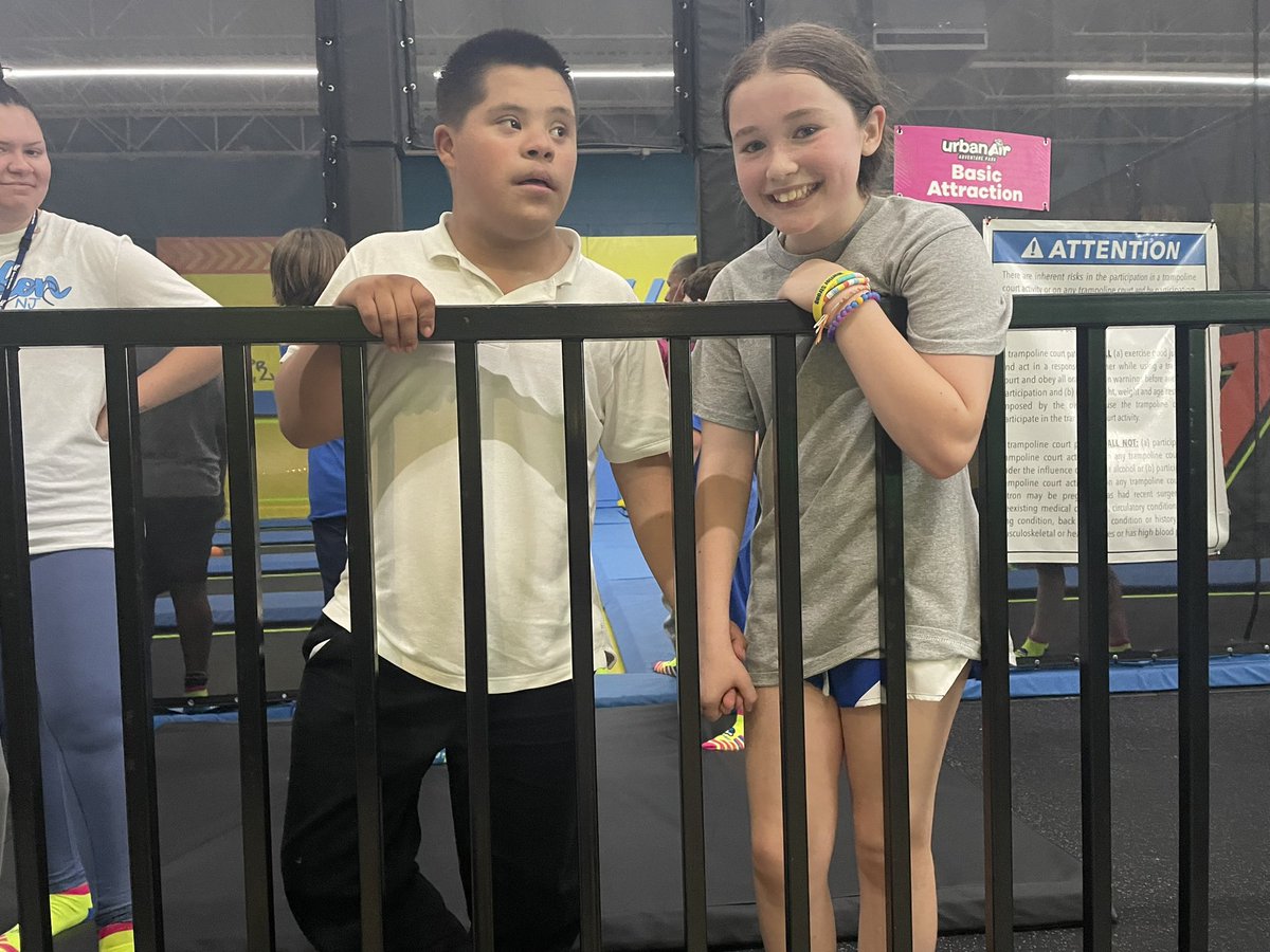 Mrs. Medina tweet media