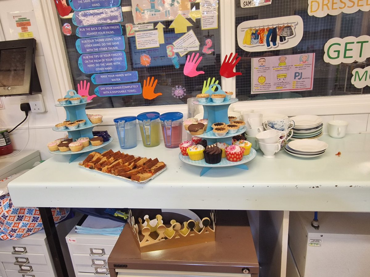 Caroline tweet media