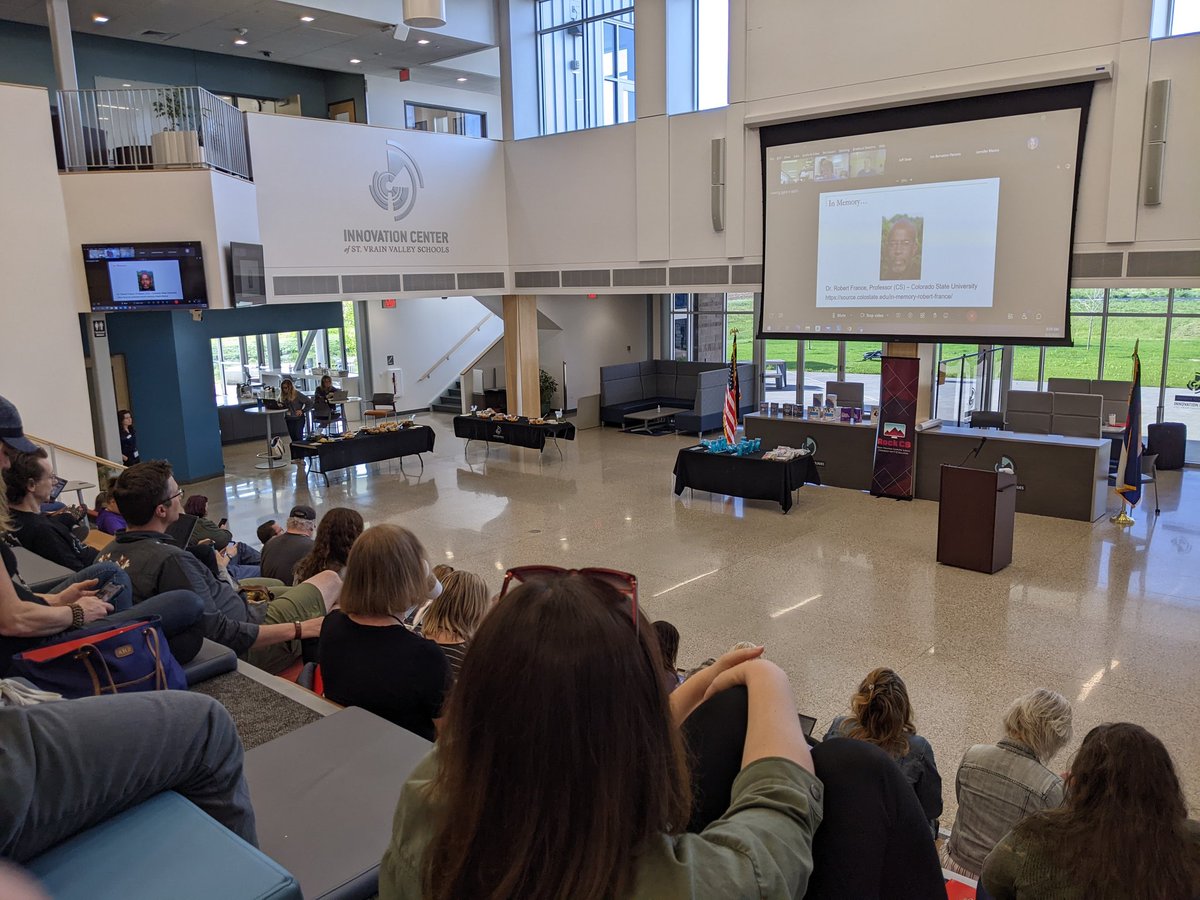MrsMo's tweet photo. It's so awesome to be back in person @RockCSCO! Excited to meet new teachers and connect with old friends #rockcs22 https://t.co/ViOQIJexUB