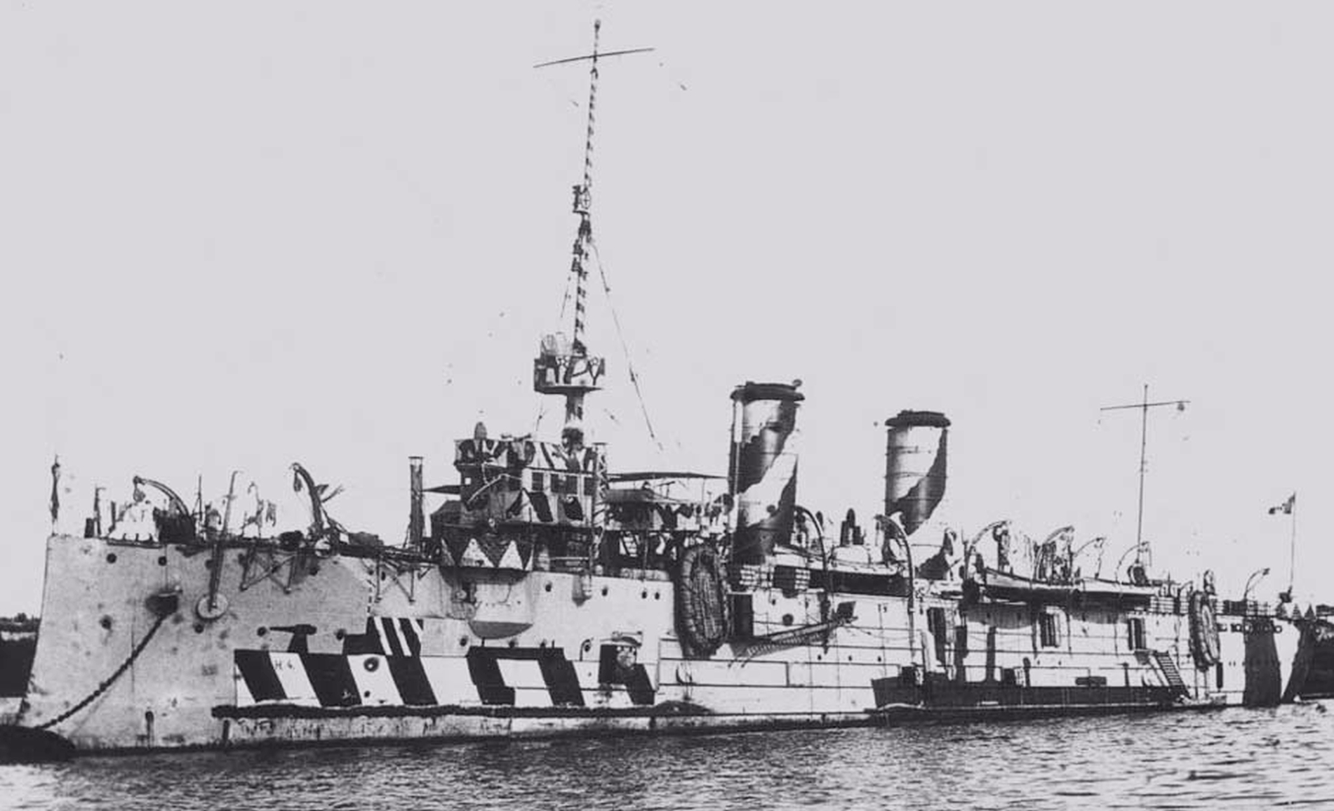 FUVbmNeWUAIa8uV