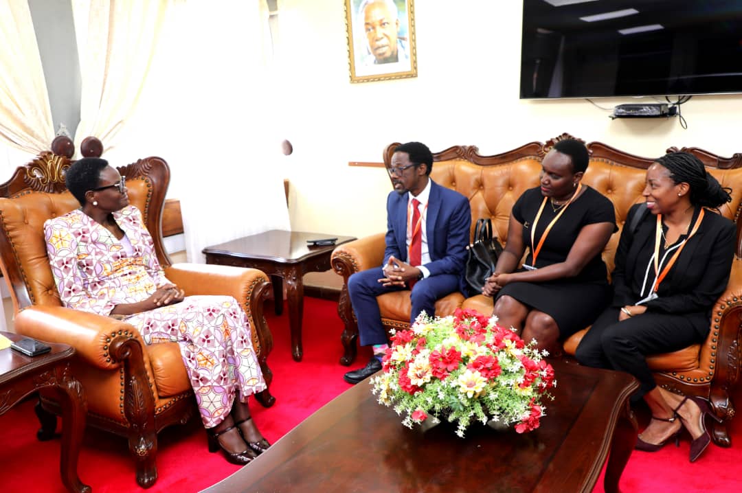 Spika wa Bunge la Jamhuri ya Muungano wa Tanzania, Mhe. Dkt. Tulia Ackson (Mb), amekutana na kufanya mazungumzo na Mkurugenzi Mtendaji wa Kampuni ya Songas _Limited_, Ndg. Anael Samuel alipomtembelea ofisini kwake Bungeni Jijini Dodoma.