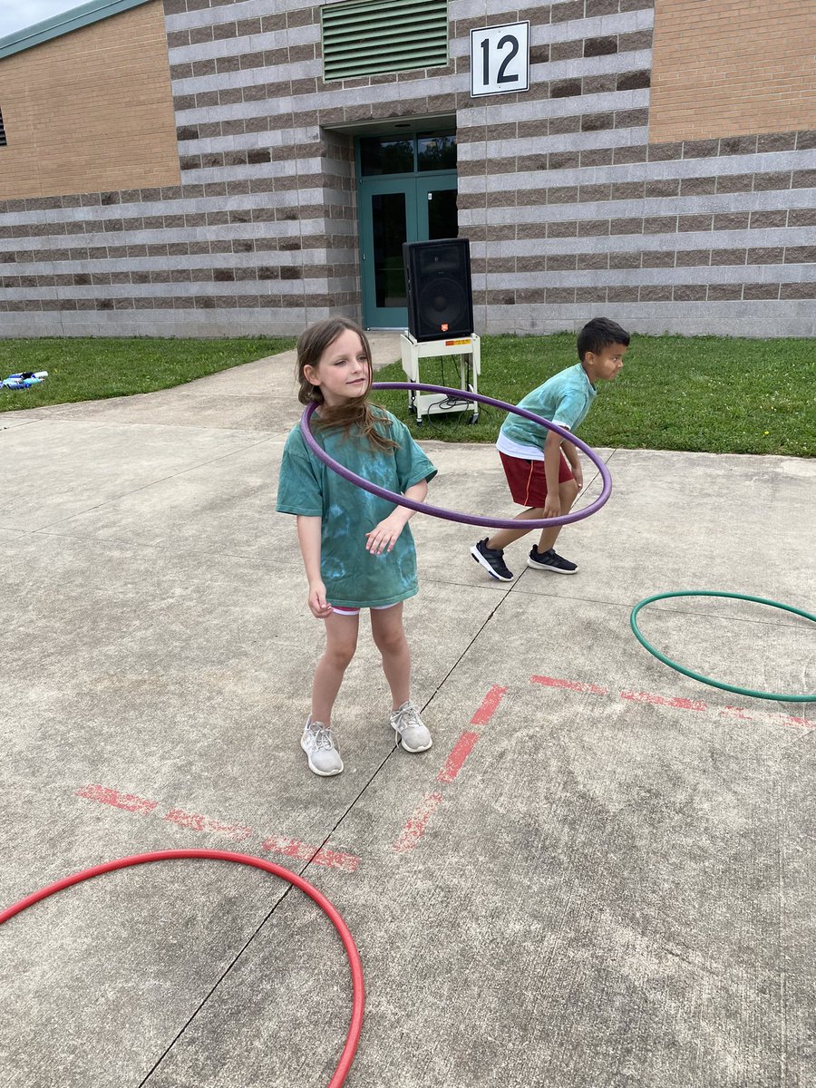 CPES_Ballstars's tweet photo. Field Day Fun!!! https://t.co/M4pQphfrSF