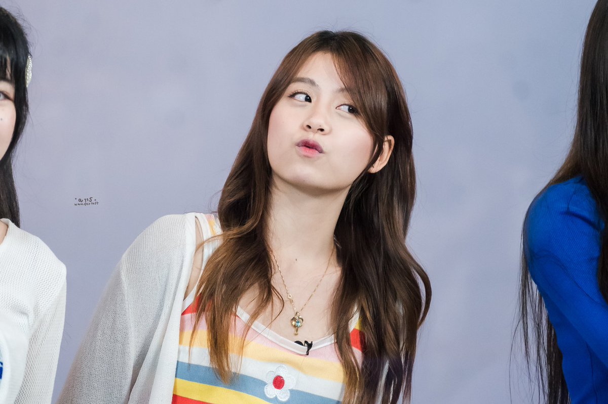 a115wanderlust's tweet photo. คนสวยขา🥺
#115NF #FondBNK48 https://t.co/IQzmgvU2qe