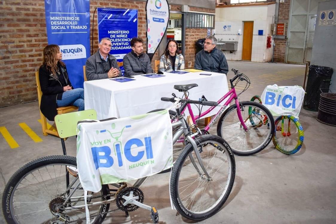 Junto a <a href="/sofiasanucci/">Sofia Sanucci</a> y el colegio San José Obrero, firmamos un convenio para capacitar en reparación de bicicletas, mediante la Dir. prov. de Capacitaciones Comunitarias de la Subsecretaría de Desarrollo.🚴‍♂️
