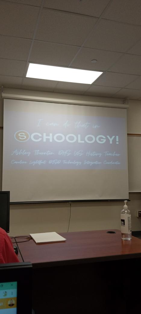 robertwseals's tweet photo. Back at it! #gatorthink22 https://t.co/nMl24XagLZ