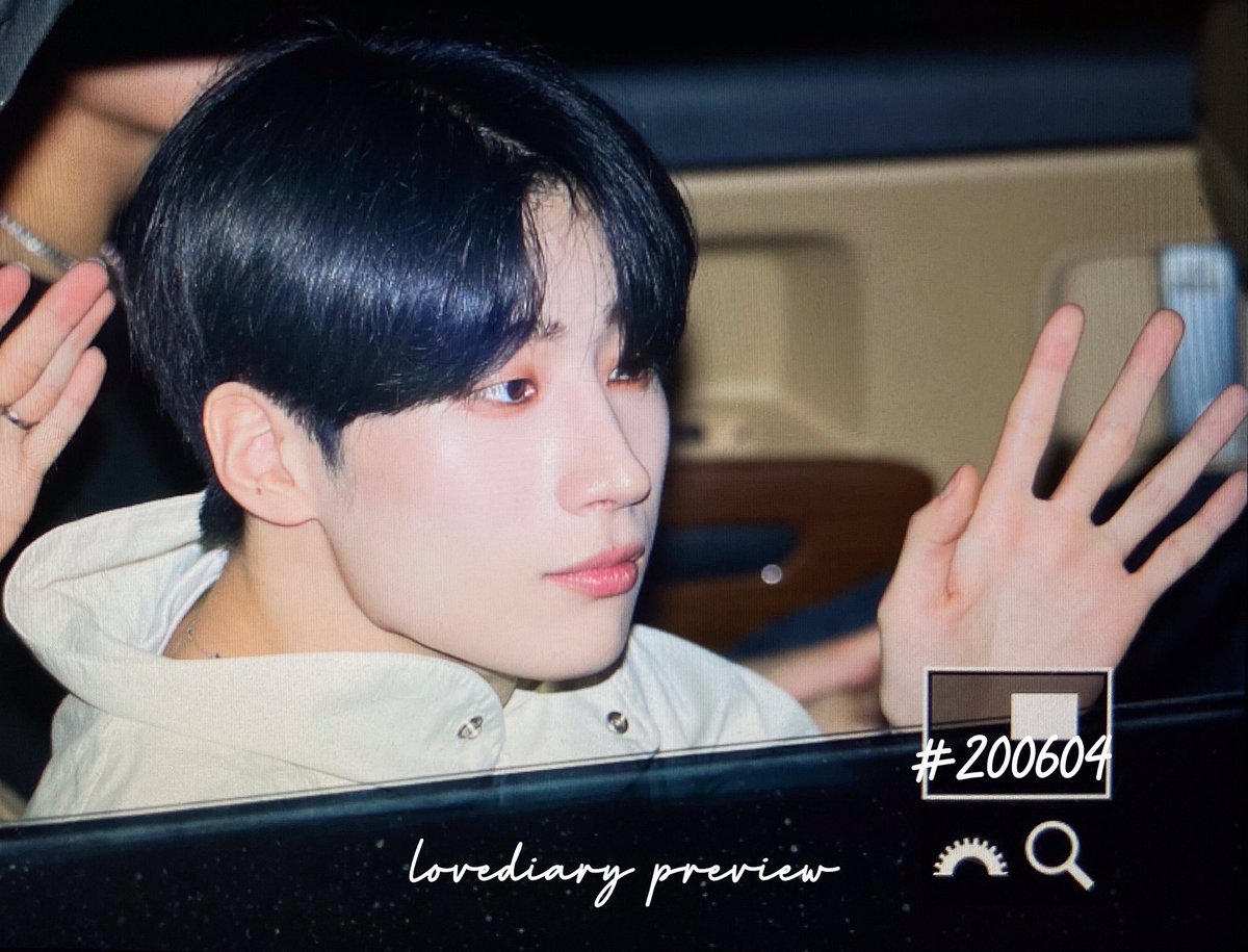 timetosw's tweet photo. 200604 엠카 퇴근 

#한승우 #승우 #HANSEUNGWOO https://t.co/yKKV5W9eqy
