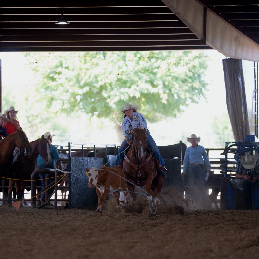 Madison Outhier knows how to work her Tsunami!🌊
#firstswing #conquerwithcactus