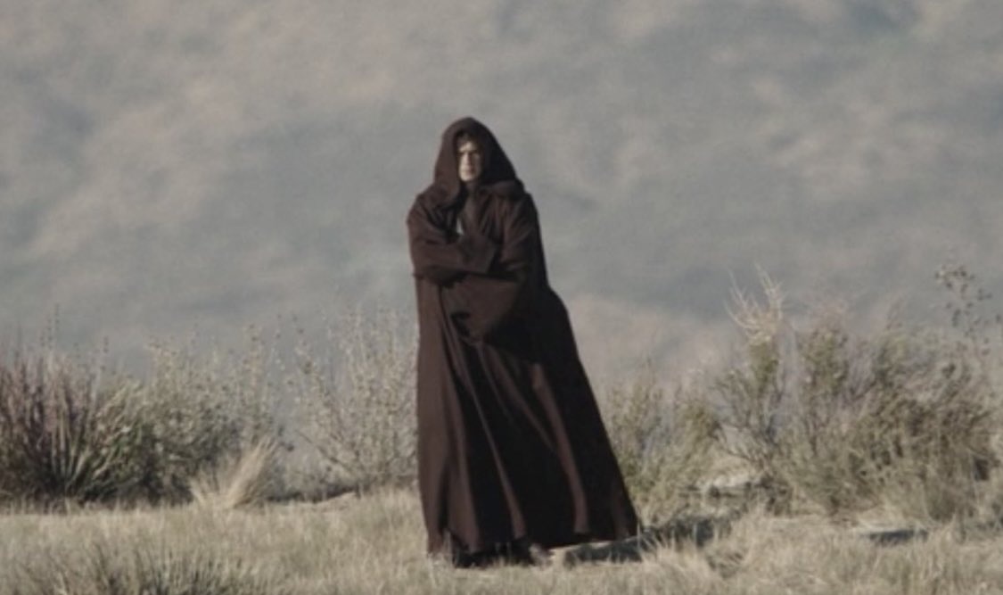 starwarstufff's tweet photo. it's been 17 years 

hayden christensen finally back as anakin skywalker in #ObiWanKenobi https://t.co/277lLqqxky