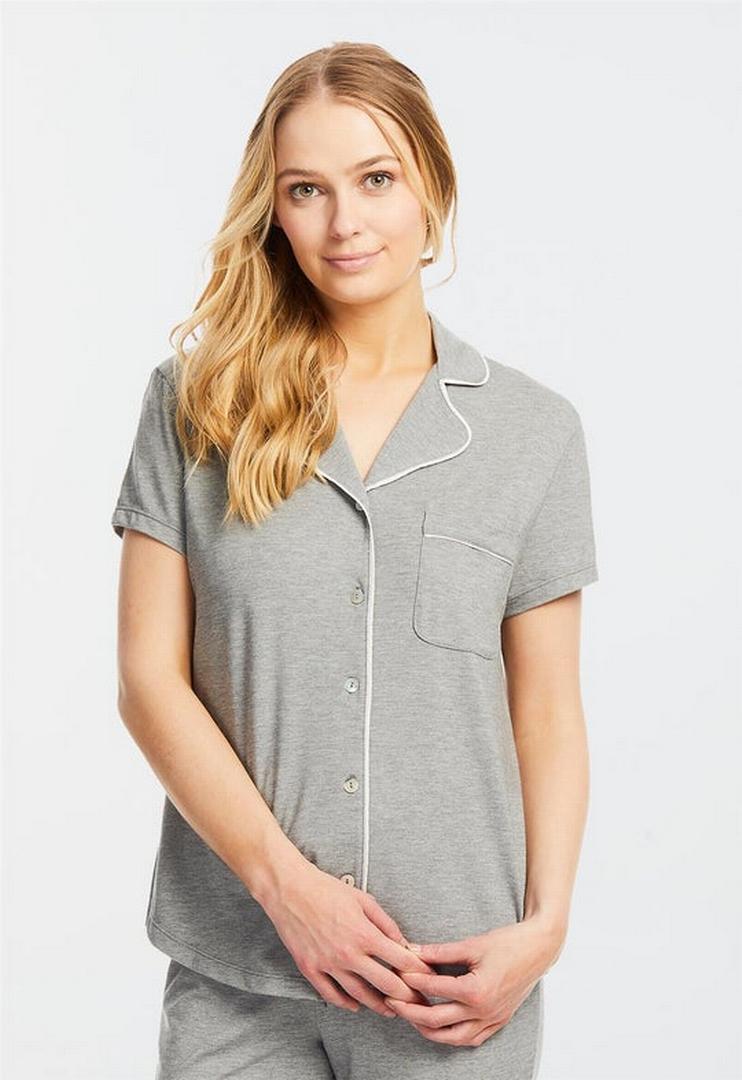 theSomeLife's tweet photo. Because many people experience night sweats as part of menopause, Lusomé has created technical sleepwear designed specifically to help combat these issues.
Read more 👉 https://t.co/NUJzMZXGdd
#GoodHousekeeping #Pajamas #DeeperSleep #goodhousekeepingwinner https://t.co/l3SNpuVMmz