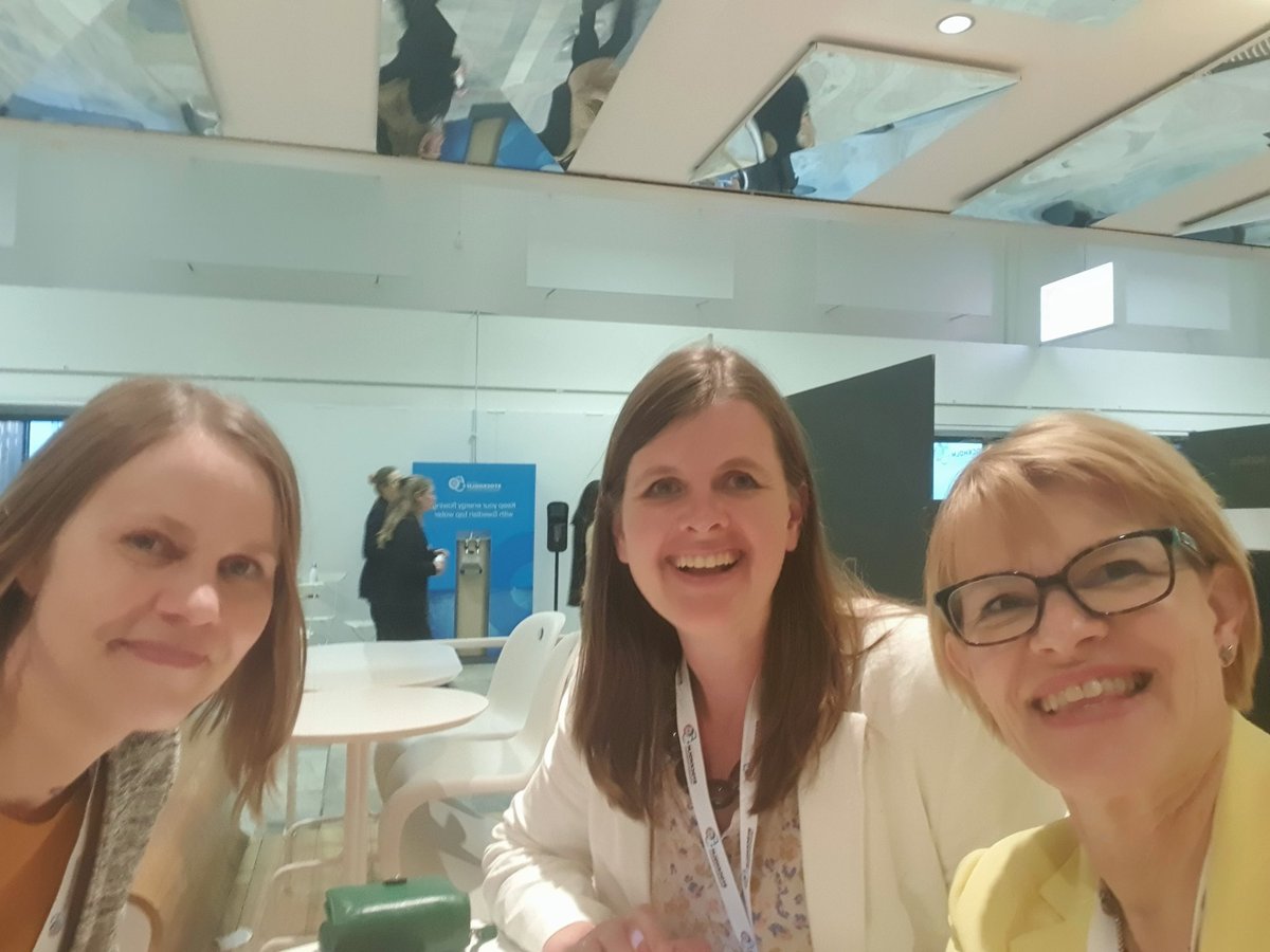 HuvioTiina's tweet photo. Inspirational meetingbwith the Finnish Nica-ladies. #Stockholm50 #ClimateActionNow #ThinkingOutsideofBox @FFDFinland https://t.co/DR9dSdYVHO