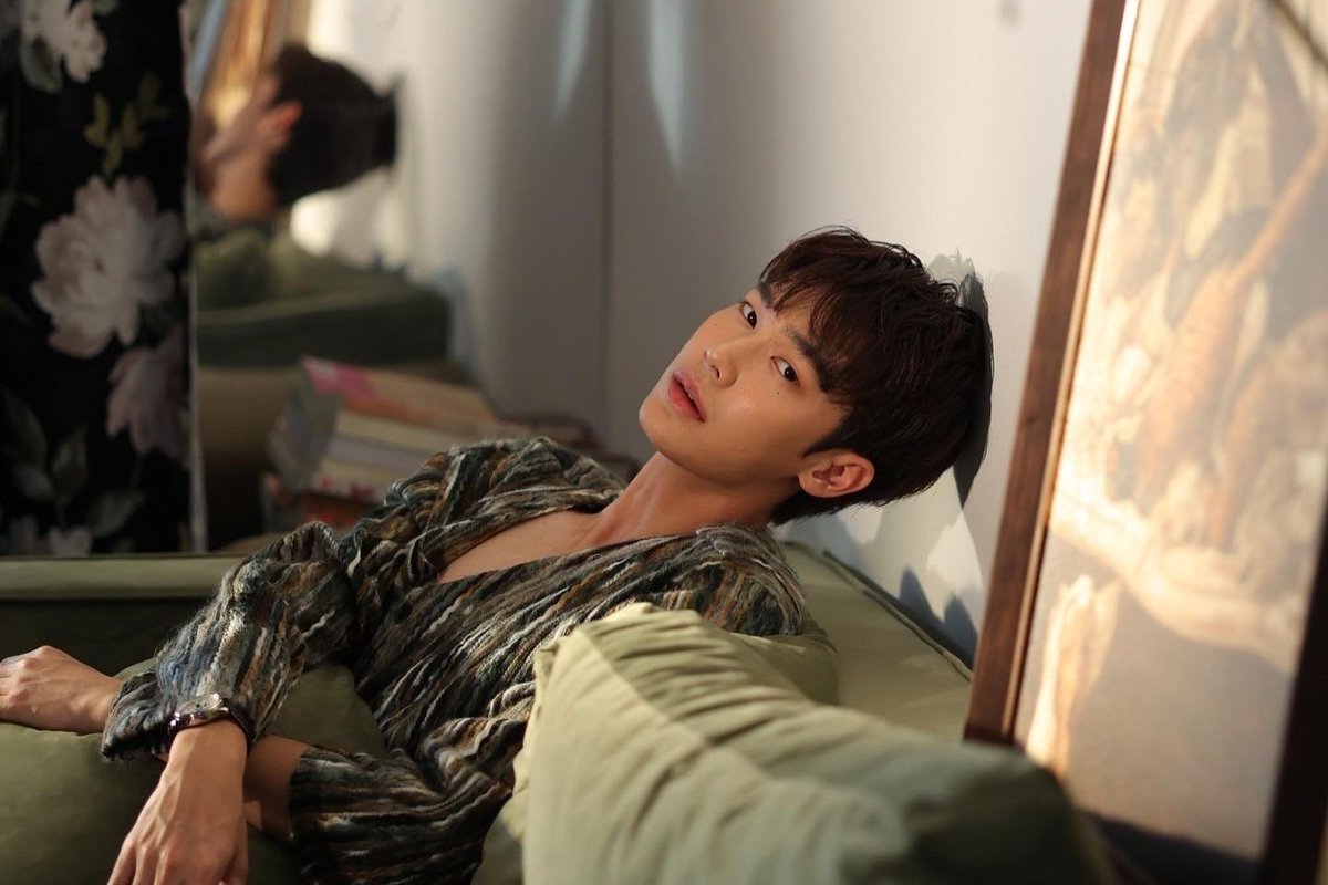 brvaus's tweet photo. #DEWNON AU

━ 𝙃𝙐𝙎𝘽𝘼𝙉𝘿

Dosen!Dew X Mahasiswa!Nanon https://t.co/ojNoowKAjp