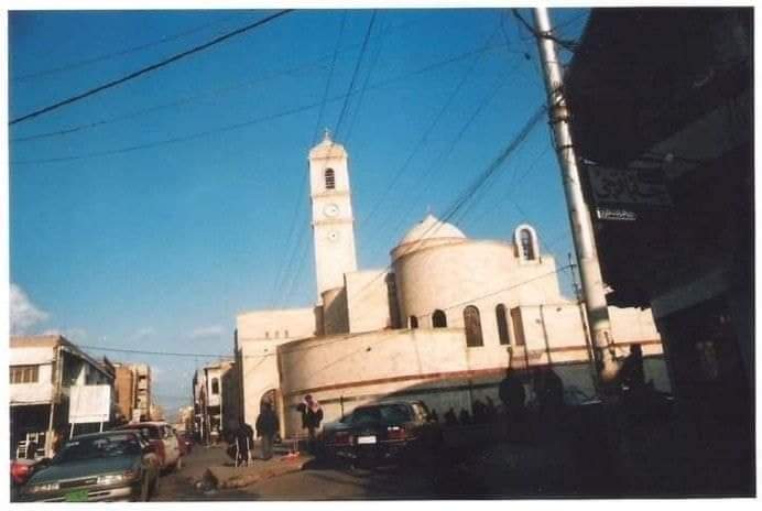 Cette photo de l'église Notre-Dame de l'Heure des Pères Dominicains Ces photos ont été prises en 2000