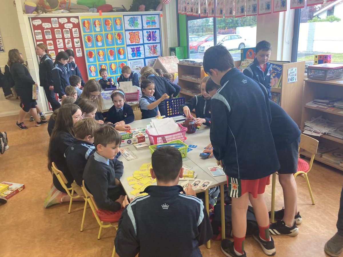 MissSDaffy's tweet photo. What fun we have had for Wellbeing week this week! @MrwalshQuinns and his class were so kind to come and play board games with us on! We had so much fun with our 4th class friends! @PDST_Hwellbeing @ns_quin https://t.co/WWiwIQ1ILz