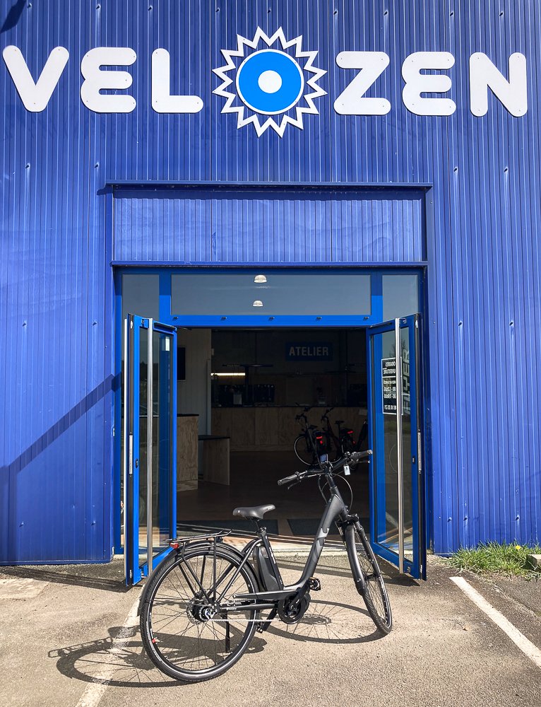 Aujourd'hui, c'est la journée mondiale du #vélo ! Un jour pas comme les autres que nous sommes ravis de relayer 🥰 Vous avez envie de passer au confort de l'électrique ? Venez tester nos centaines de modèles en stock à Brest, Lorient, Quimper et Guérande !