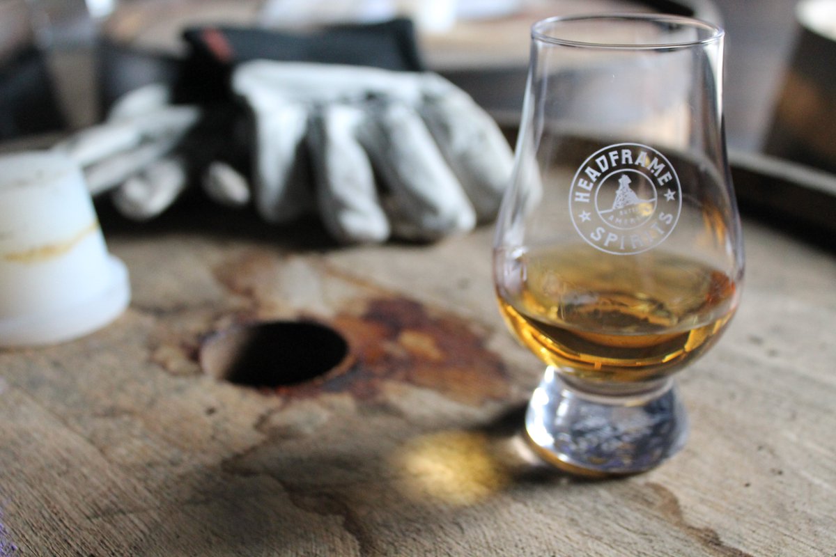 Nothin' like a Friday morning. Cheers!
.
.
#Whiskey #WhiskeyBarrels #distillery