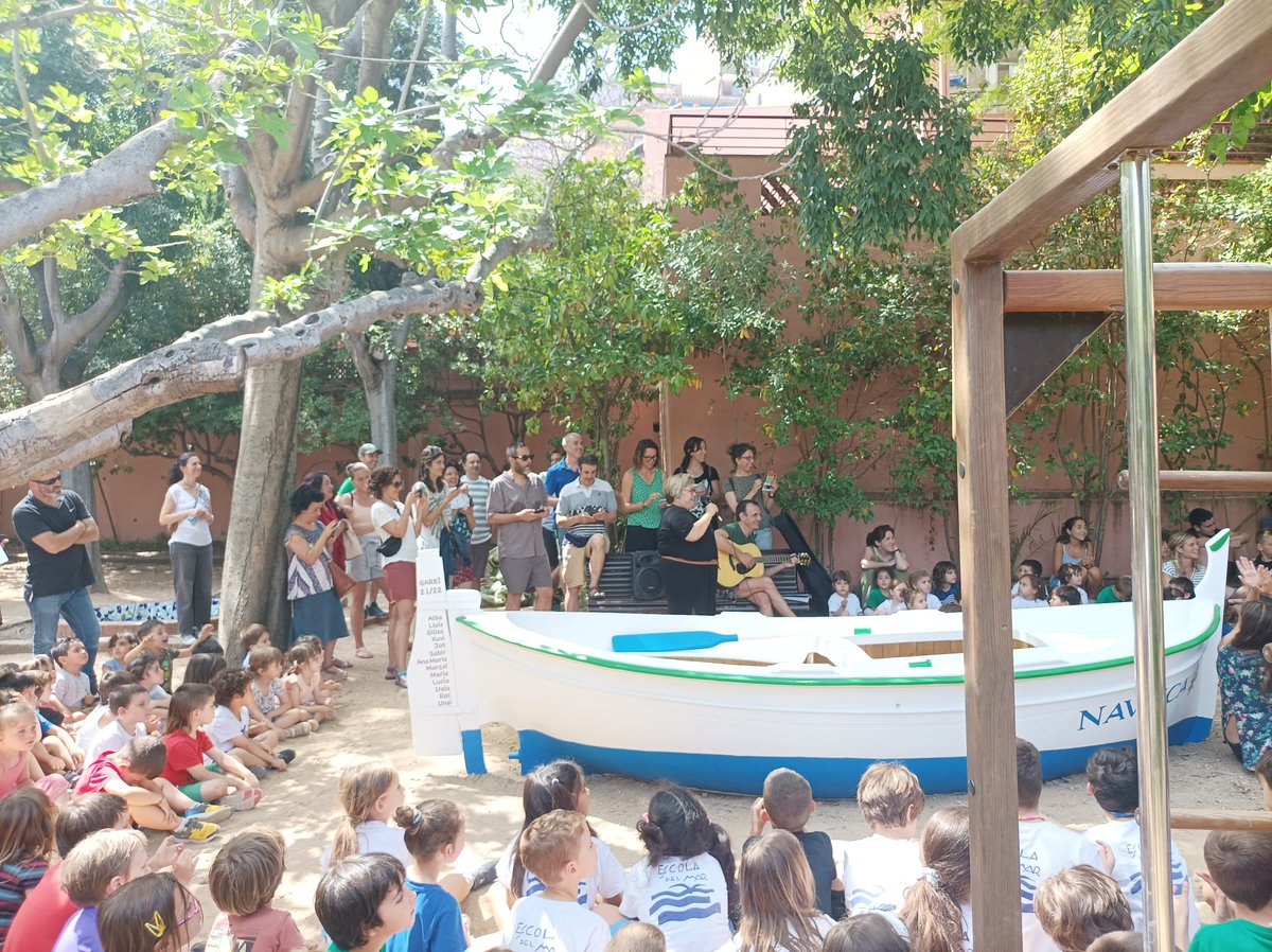 Escola del Mar tweet media