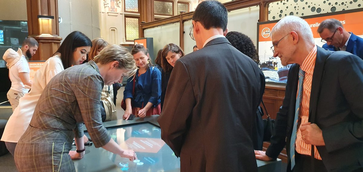 Académie de Versailles tweet media