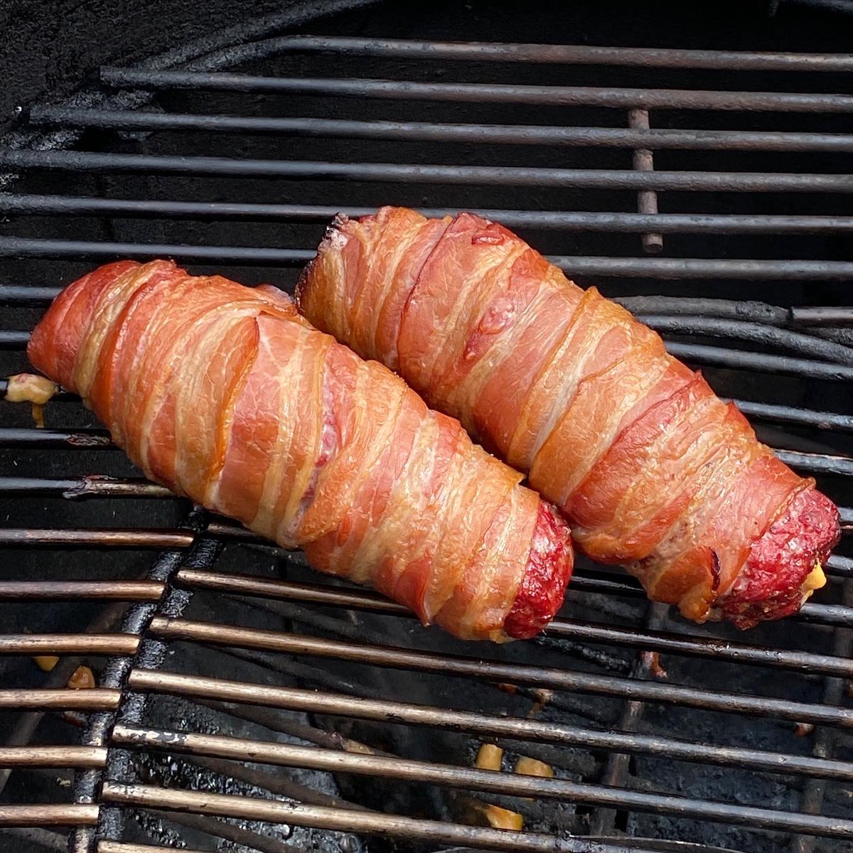 Todays theme for UKBBQWeek, Jubilee BBQ fun day. To celebrate sizzling burgers and sausages being barbecued all over the country, we decided to make the ‘bacon wrapped burger dog’. 
<a href="/ukbbqweek/">UKBBQweek</a> #ukbbqweek