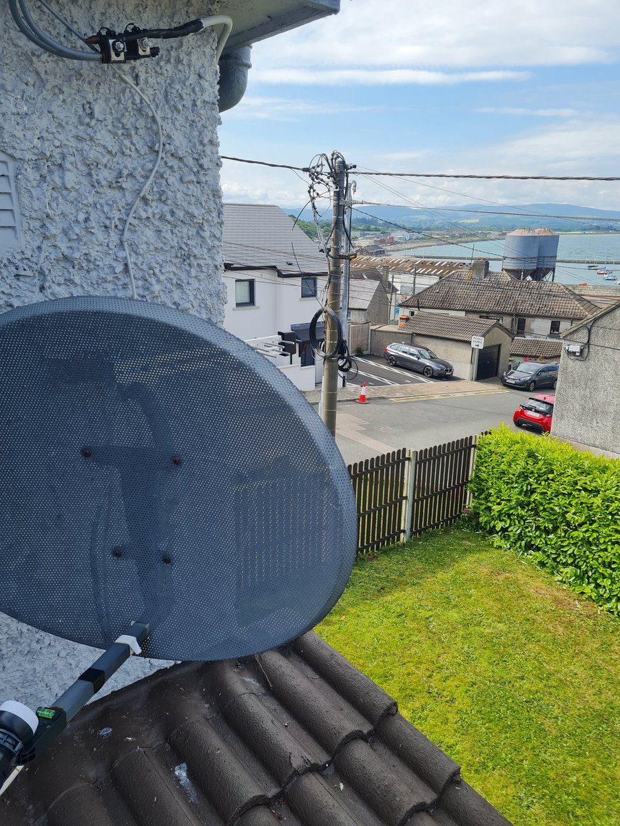 jasonmacfarland's tweet photo. Freesat installed in #Wicklow #jmcsats #freesat #saorview #sales #install https://t.co/ENZwwVmL1H