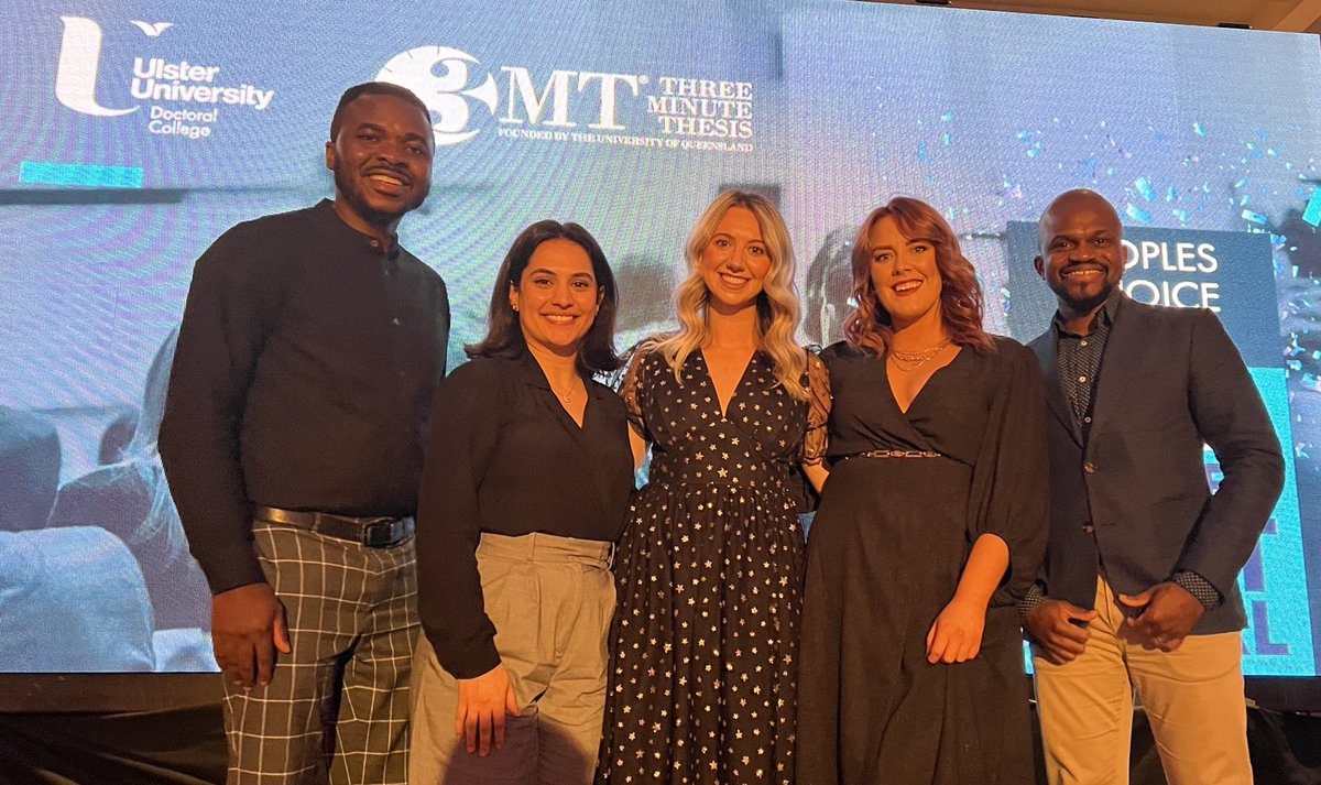 What a pic! All of the Ulster 3MT winners since 2017 when we first introduced #3MT to our PhD Researchers. @Akinsanmi20 @HollyRNeill @dremmanolan & Temilola Olanrewaju join our 2022 winner @yasnanajmi Yasna Najmi on stage last night #proudofuu