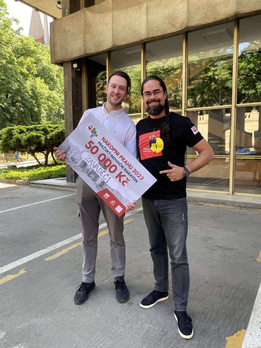 studenik's tweet image. With the winner of #NakopniPrahu 2022 @ridicprazsky nakopniprahu.cz @OperatorICT @PrahaEU @ceehacks_com