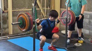 muroran_barbell's tweet photo. 5/28（土）バーベルクラブで記録会を行いました！新入生も加わったなかでの記録会はとても良い刺激になりました。目標を達成出来た人もそうでない人も今回の記録会での経験を今後に活かしていきたいと思います！ https://t.co/48quy6fUUc