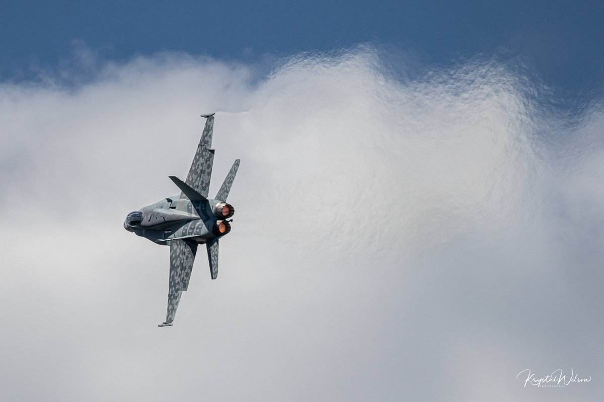 The 2022 @CF18Demo practicing over Cold Lake yesterday. 🔥  
.
.
.
#cf18demo #CF18 #hornetsnest #afterburner #CFBColdLake #coldlake #airshow #needforspeed