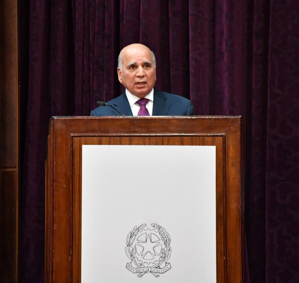 Iraqimofa's tweet photo. وزير الخارجيَّة فؤاد حسين @Fuad_Hussein1 يقدم التهنئة إلى جُمهوريَّة إيطاليا بمُناسبة العيد الوطنيّ

رابط الخبر : https://t.co/2CO7qa718h https://t.co/QeoxomCtcn