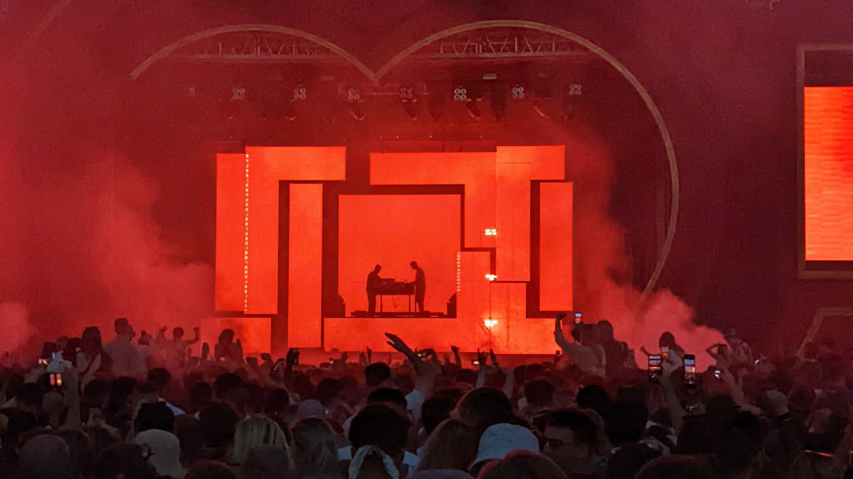 Fineline Lighting tweet media