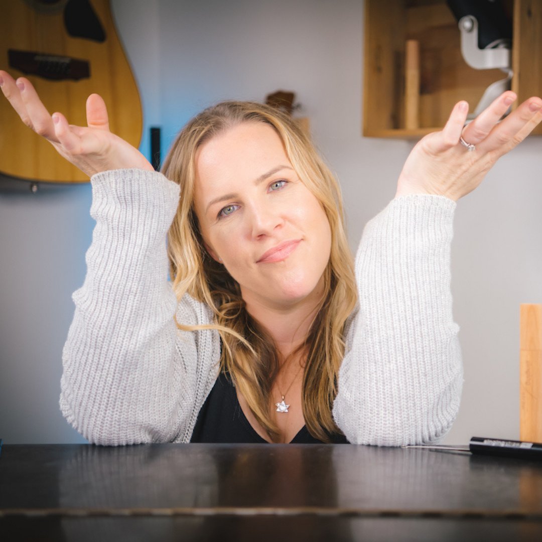 singingstraw's tweet image. To puff your cheeks or not puff your cheeks...that is the question. 🤔

This is one of our most frequently asked Singing / Straw questions! The good news is that puffing your cheeks out is 100% a personal preference and does not affect the benefits of #strawphonation. 🙌