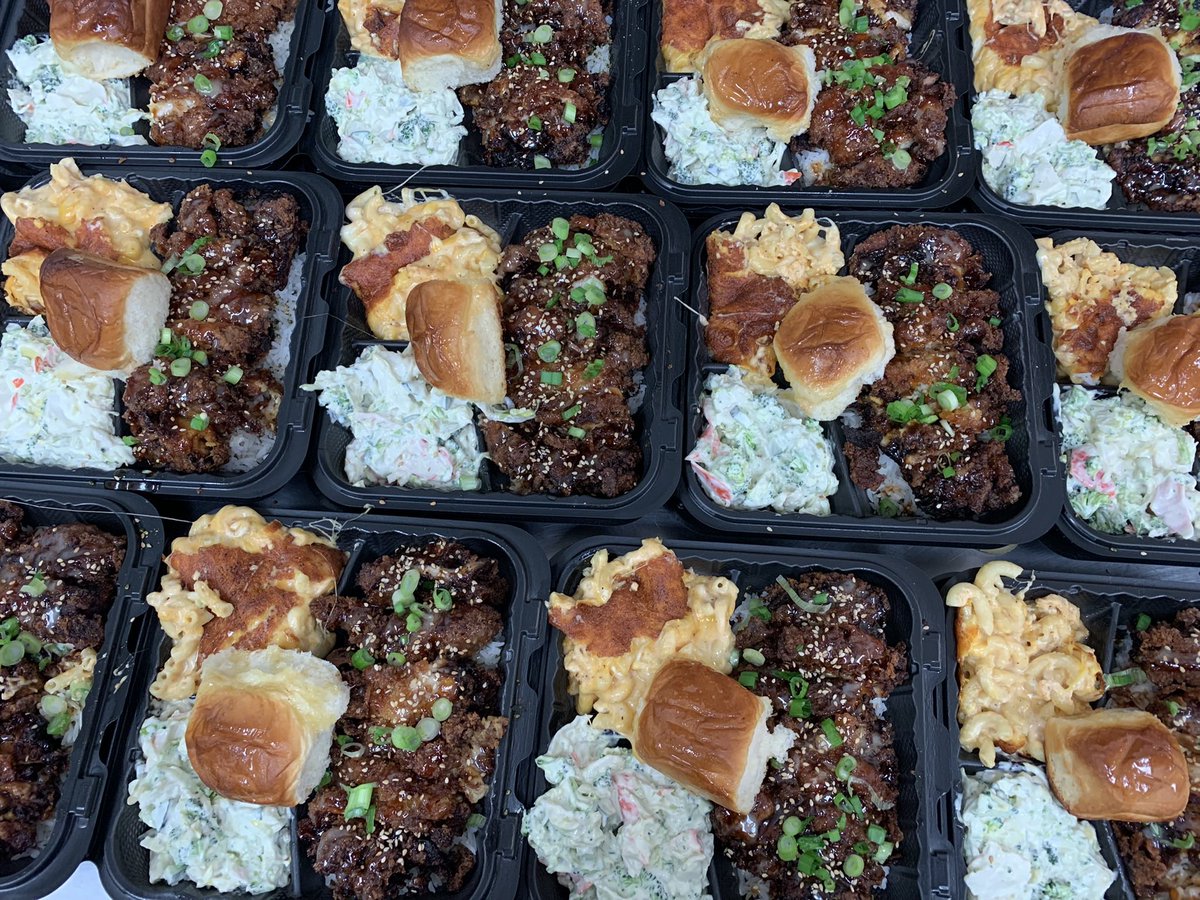 kiso_kitchen's tweet photo. 🚨🚨Katsu plates going up this Sunday! 🚨🚨
Pre order now! Kiso style Katsu, 5 cheese mac, Krab salad and rice tap in 🤙🏽 https://t.co/YBbcaNJ0Xz
