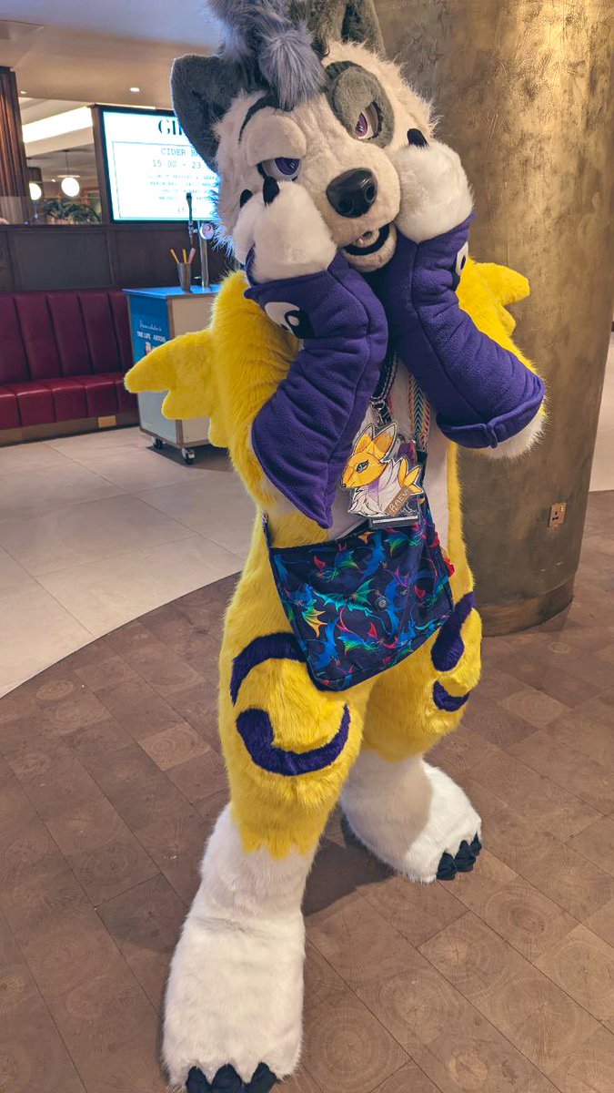 ShobiSNES's tweet photo. It’s #FursuitFriday! But… I’m not quite feeling myself? 

#CFz2022 https://t.co/J9gmFxZTF5