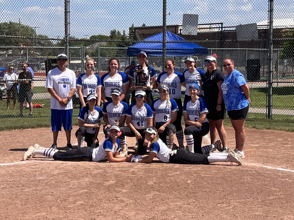 District Champs!!! 🏆🥎💪🥇Highlights: <a href="/hannah_tassin/">Hannah Tassin</a> No Hitter G1, 7/7 at the plate w/ 2-2B &amp; 2-3B! <a href="/SieradzkiOlivia/">olivia sieradzki</a> 1 Hitter G2, 6/6 at the plate w/ 1-2B! <a href="/Esieradzki2023/">Emma</a> with a 3B! <a href="/lgoulette24/">Lillian Goulette</a>, Kenzie Joseph &amp; Liz Zankens each had a 2B on the day! #back2back <a href="/Lviewathletics/">Lakeview Athletics</a>