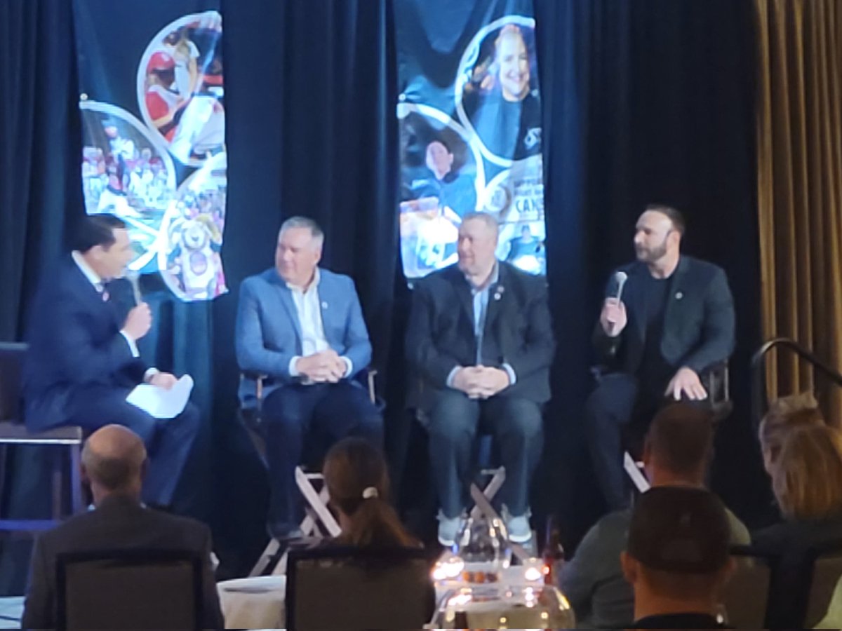 @Mike_Colombo @CVCSTL @acs_missouri @Vianneyhoops @vianneygriffins @coachkwalsh Fantastic job Mike! Happy to have been a part of this night to celebrate the inductees & the impact of the CVC Holiday Tournament, All-Star Game, ACS Day at the Ballpark & Vianney! Watching the Q&A segment was great!! @acs_missouri @CVCSTL @ACSAllStarGame @Vianneyhoops