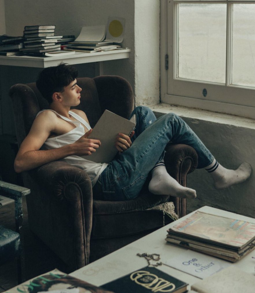 perfectly lovely, sexy shot.🙌😍