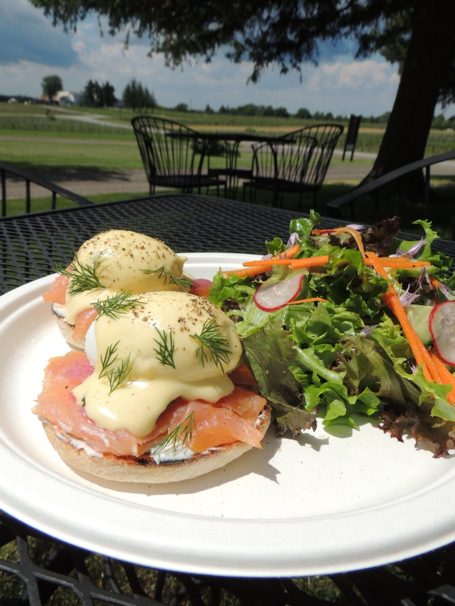 SueAnnStaff's tweet photo. Smoked Salmon Eggs Benny available Friday-Sunday at the winery thanks to The Yellow Pear! Imagine this luscious dish paired with crisp Chardonnay or glass of sparkling! See you this weekend? https://t.co/jE2dPDqWUa #winerylunch #winerybrunch #eggsbenedict #hollandaise4eva #VQA https://t.co/SXsVXafGWX