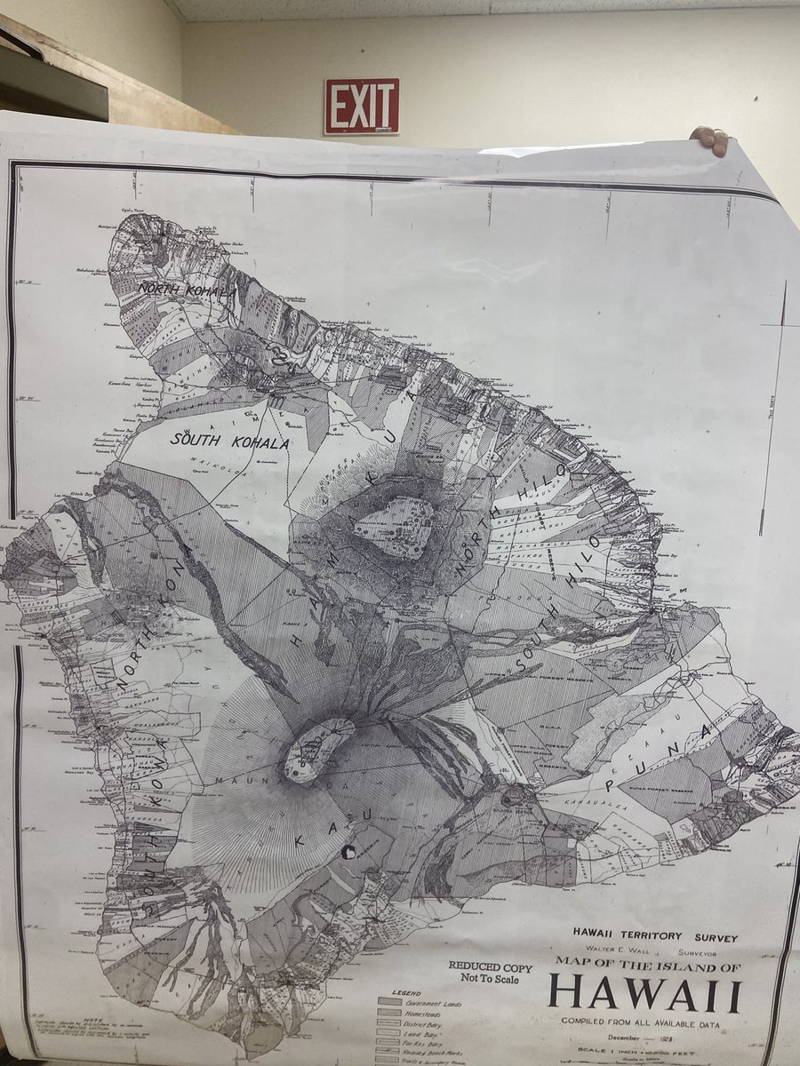 AulaniFreitas's tweet photo. My cousin surprised me with this beautiful map of my home ❤️❤️❤️. #hawaiiisland #hawaiiislandfilmcommissioner it's going in my office when I start on June 16th. #mahalonui #kuuhome https://t.co/sVspILCeyJ
