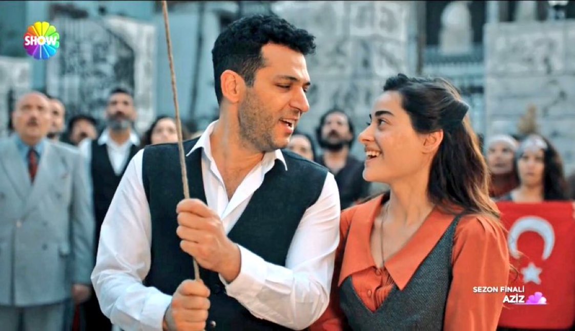 Mplanet77's tweet photo. O benim milletimin yıldızıdır, parlayacak
O benimdir, o benim milletimindir ancak.
Çatma,kurban olayım çehreni ey nazlı hilal!
Kahraman ırkıma bir gül! Ne bu şiddet bu celal
Sana olmaz dökülen kanlarımız sonra helal,
Hakkıdır, Hak’ka tapan, milletimin istiklal!🇹🇷
#Aziz #CanımFeda https://t.co/Kux1gYkqzX