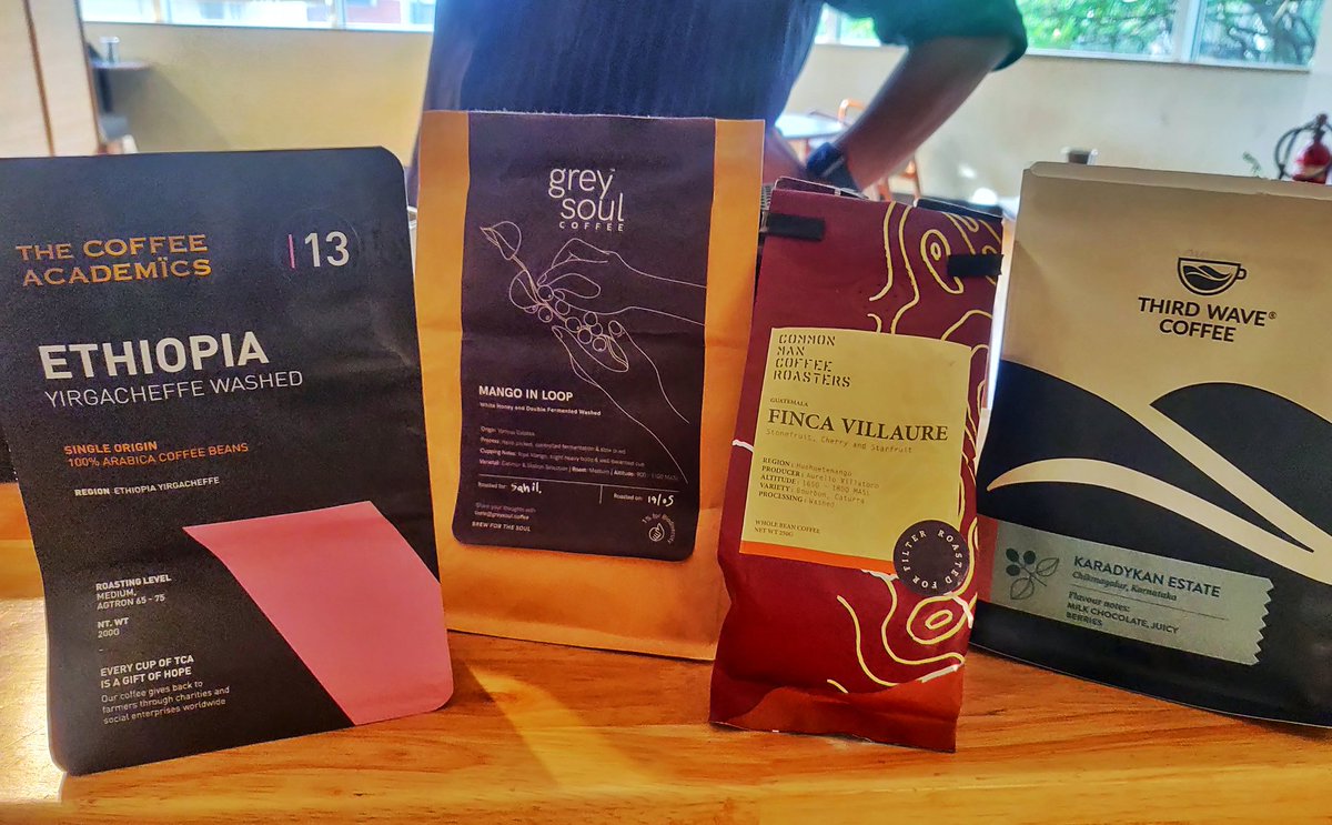 pratmise's tweet photo. Loving this new coffee brewing routine at office ✨😍
In today's session with @sahilk @tdinkar @swapnilsinha07 https://t.co/9YK9IywbUb