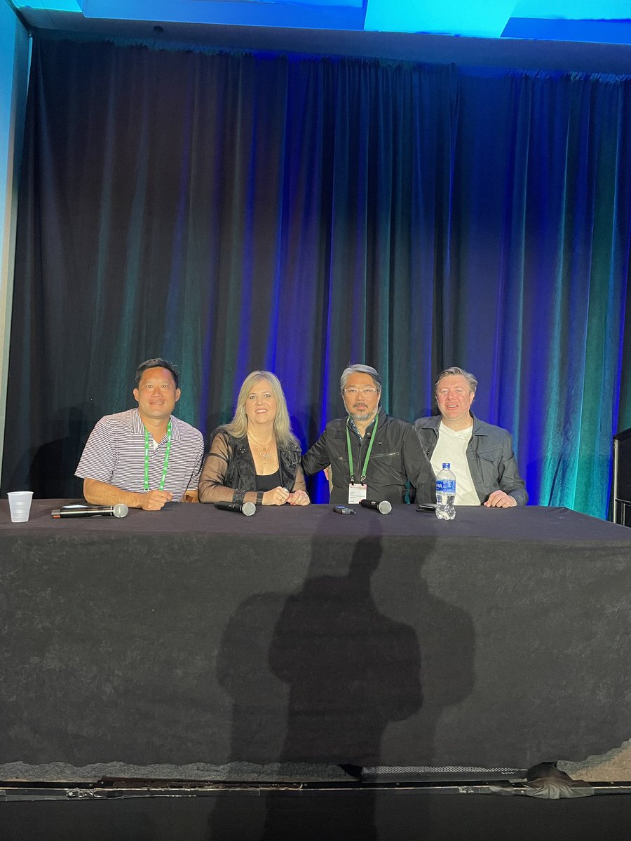 Great talk introducing <a href="/yumebauinc/">YumeBau inc.</a> and <a href="/yumego_app/">YumeGO</a> and how we are part of the same cohort creating the future of XR with <a href="/LisaMWatts/">ᒪIᔕᗩ ᗰ ᗯᗩTTᔕ</a> of <a href="/magicleap/">Magic Leap</a> and <a href="/mattmiesnieks/">Matt Miesnieks</a> of @livingcitiesxyz #goodmetaverse #AWE2022 #AR #VR #immersiveage