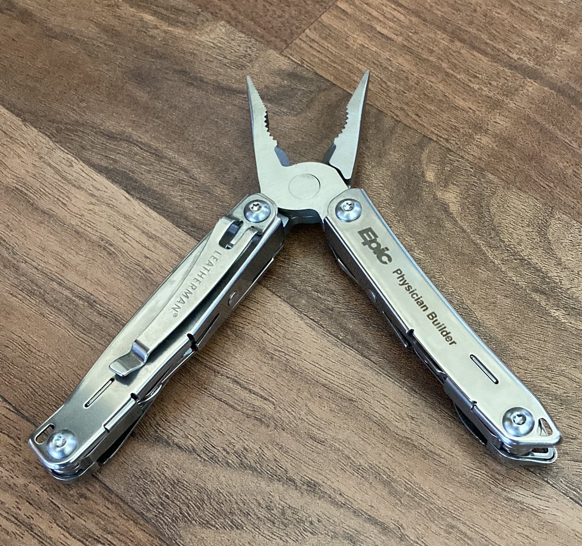 SunnyLouMD's tweet photo. Ok the certificate was nice but this multi tool is even better!! #EpicEHR #PhysicianBuilder https://t.co/ZuL3tyCeao