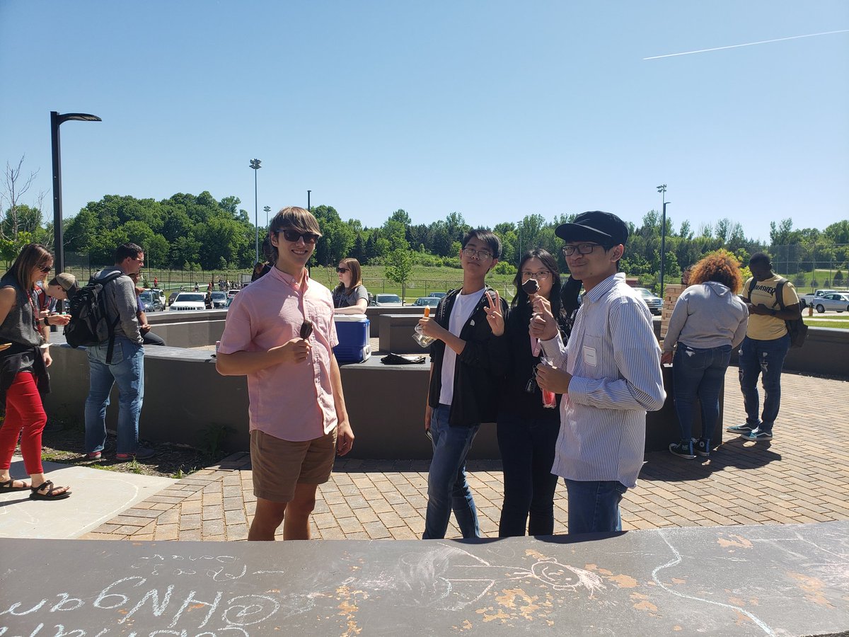 Shakoscitech tweet media